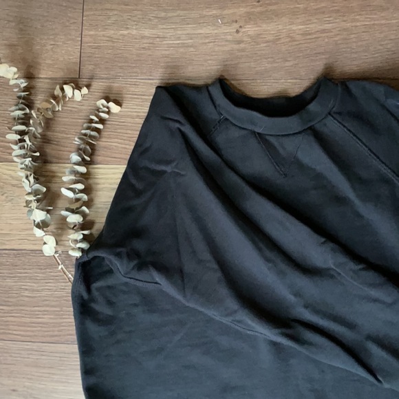 SOLD ✅ Ana+Zac 90s Crewneck Sweater - Picture 3 of 3